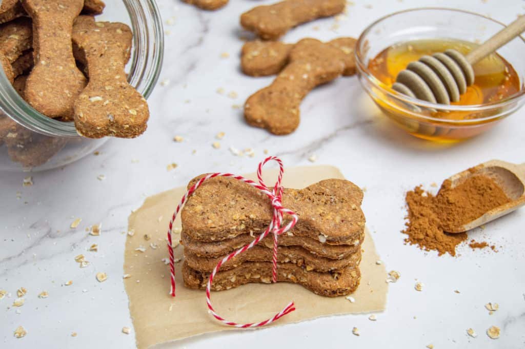 Oatmeal Cinnamon Dog Treat